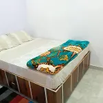Om Kashi Pg Guest House