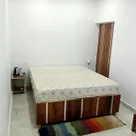 Om Kashi Pg Guest House